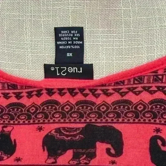 Rue21 Tank Top - Picture 3 of 4